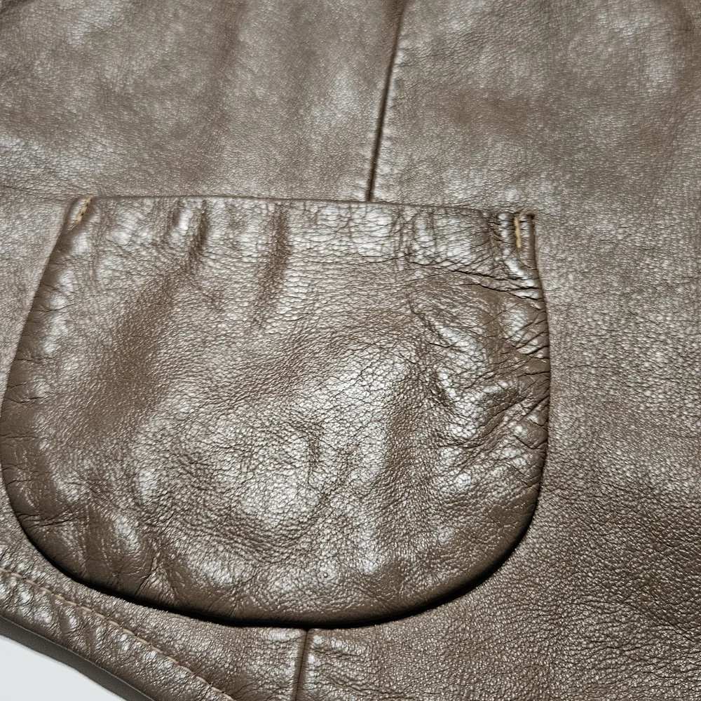 Vintage-Inspired Brown Leather Vest with Button Front
